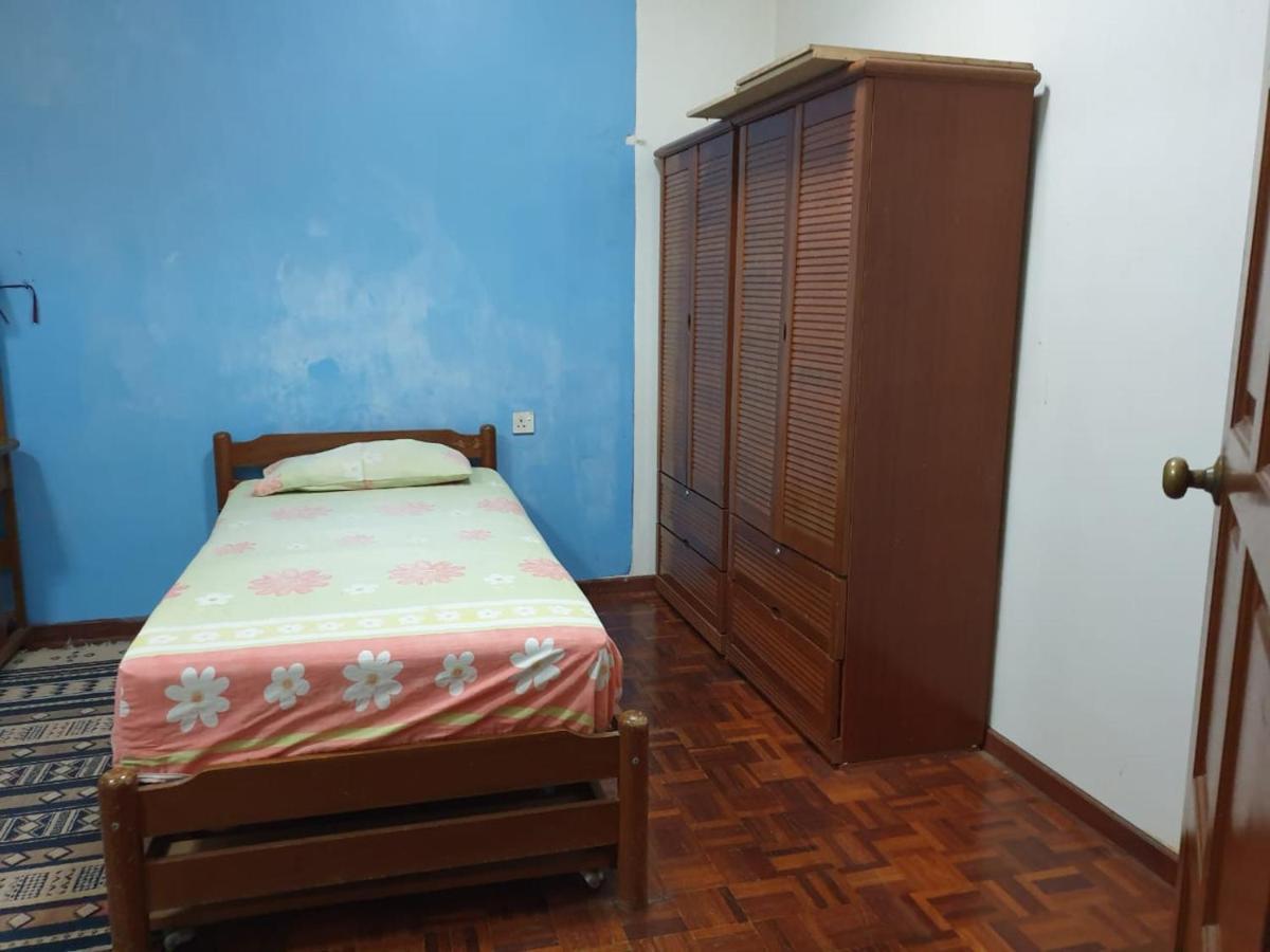 Lavender Impian Homestay Kajang Exterior photo